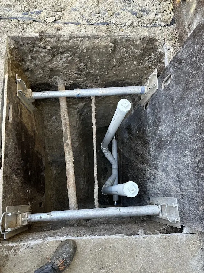 Experienced plumber completing Drain Cleaning work in Vilonia
